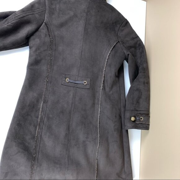 Pizazz Vegan Faux Fur  Hooded Winter Coat - Picture 13 of 15